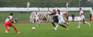 Matteo De Gol in azione contro il Castiglione (foto: Veronica Barni - sardegnasport.com)