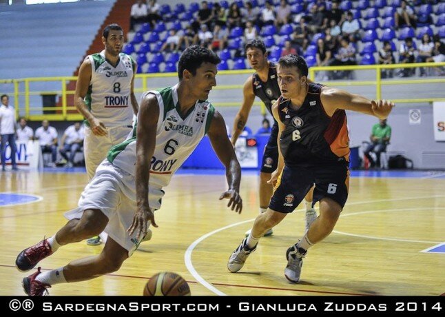 Davide Sanna, miglior marcatore dell'Olimpia con 17 punti