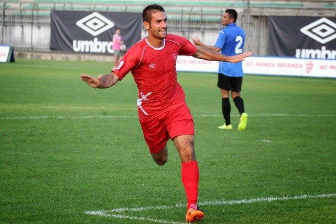 Francesco Virdis con la maglia del Monza. Due i gol messi a segno sinora, nelle vittorie contro Novara e Renate